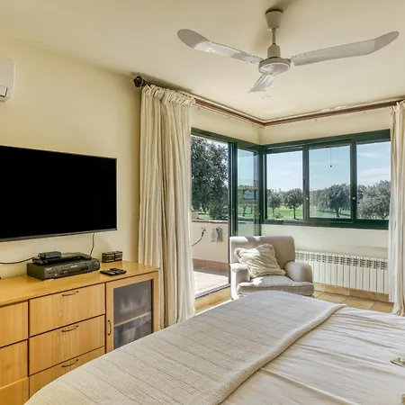 Luxury Golf Torremirona Villa