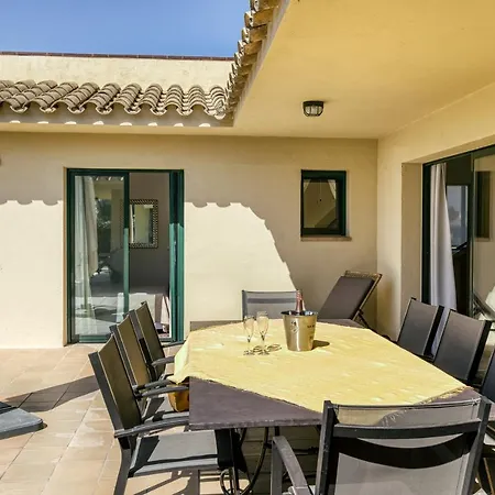 Villa Luxury Golf Torremirona Navata