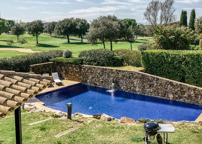 Villa Luxury Golf Torremirona Navata