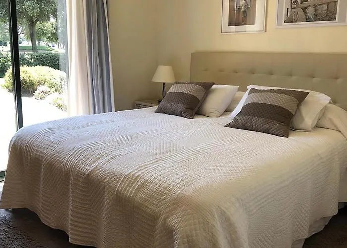 Villa Luxury Golf Torremirona Navata